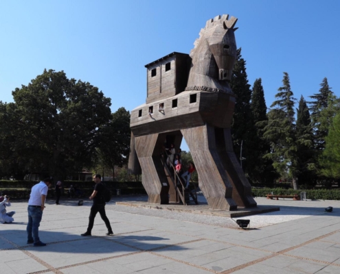 aa055581-cc59-4395-a4c1-70a958779257