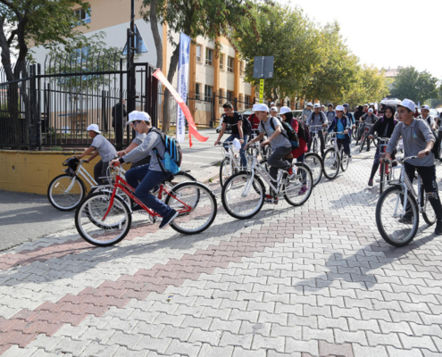 ali-fuat-basgil-kiz-anadolu-ihl-6-1030x687