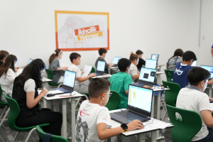 TeknolojiAtolyesi (14) Teknoloji Atölyeleri’nde proje sunumu ve İBBTech Takımı seçmeleri heyecanı