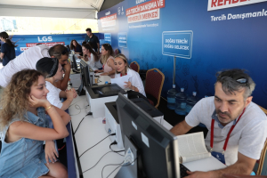 İBB&rsquo;DEN LGS TERCİH D&Ouml;NEMİNDE &Uuml;CRETSİZ DANIŞMANLIK DESTEĞİ